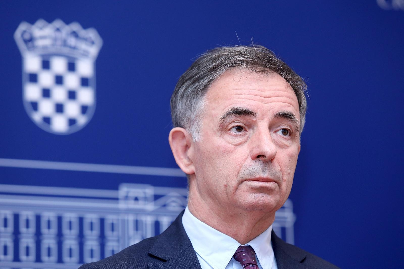 Pupovac: "Za dom spremni" su u Domovinskom ratu uveli nasljednici ustaša